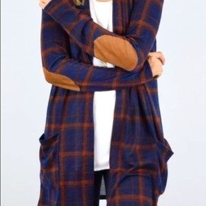 Plaid cardigan with pockets size small